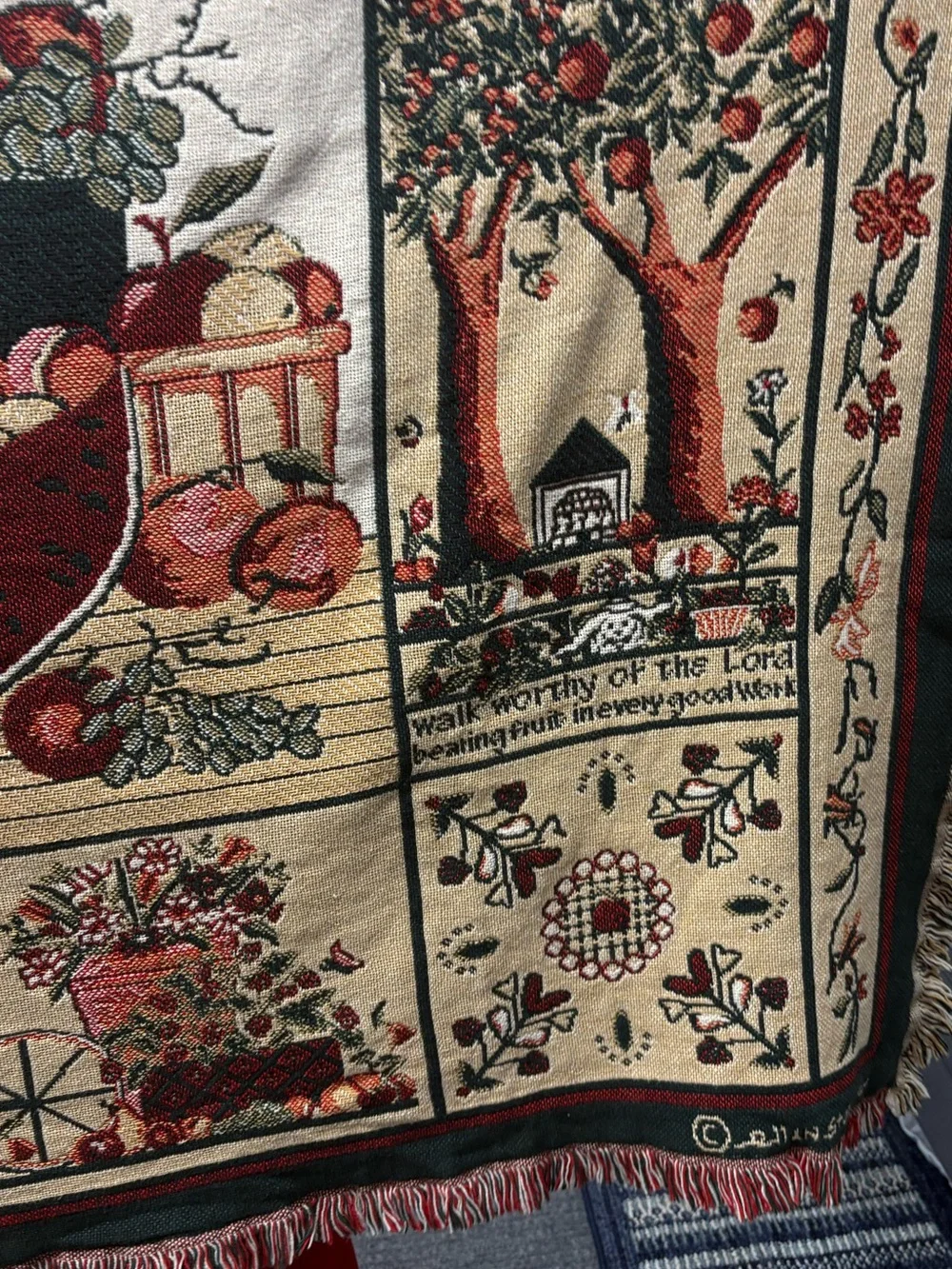 Vintage Goodwin Weavers Classic  Fruit Basket Tapestry Throw Blanket